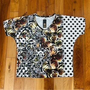 Kazee Women's Blouse with Small Rhinestones Women's Size XL NWT